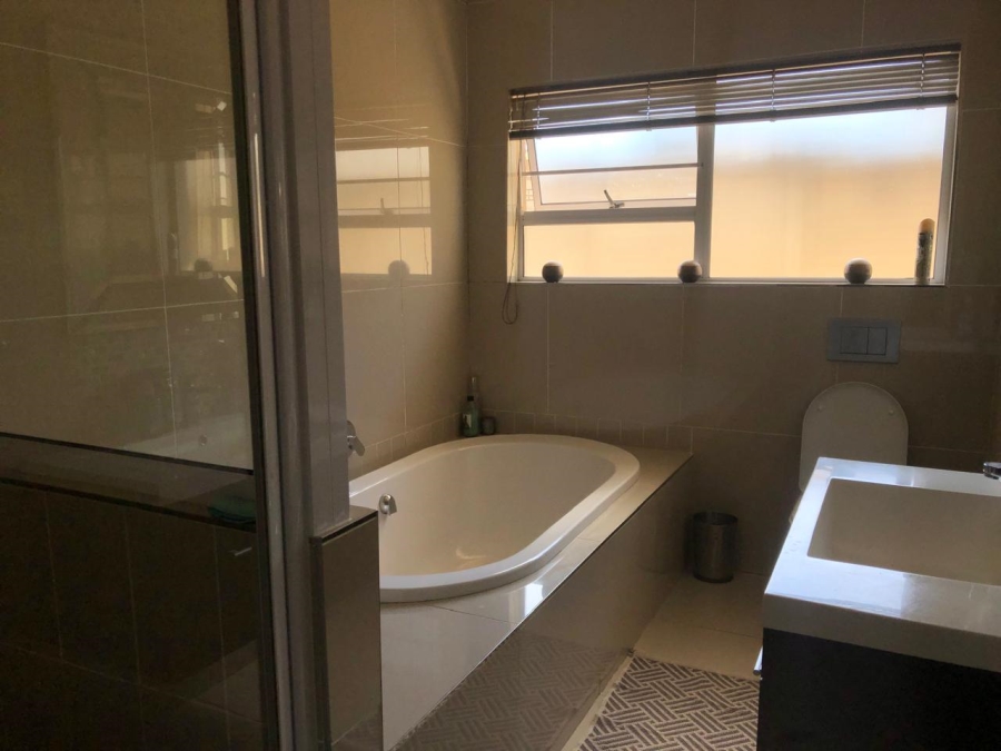 3 Bedroom Property for Sale in Nahoon Valley Park Eastern Cape